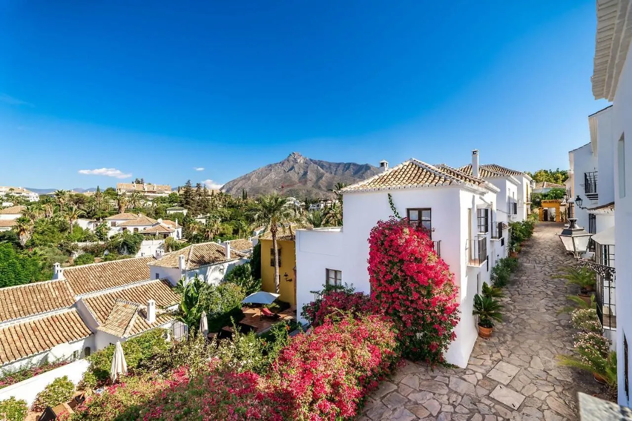 All About Lomas De Marbella Club Puebloヴィラ 0*,