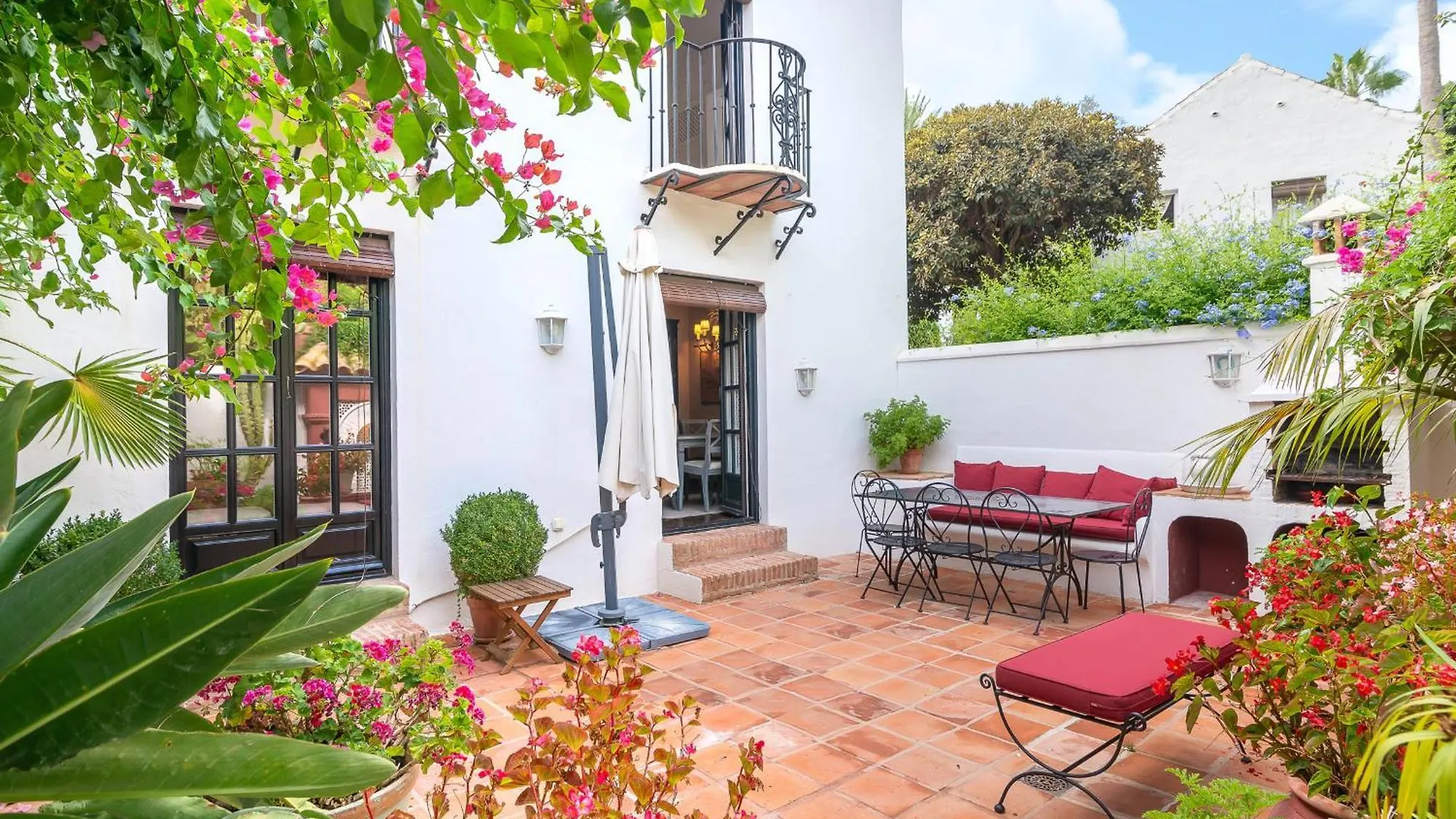 All About Lomas De Marbella Club Puebloヴィラ
